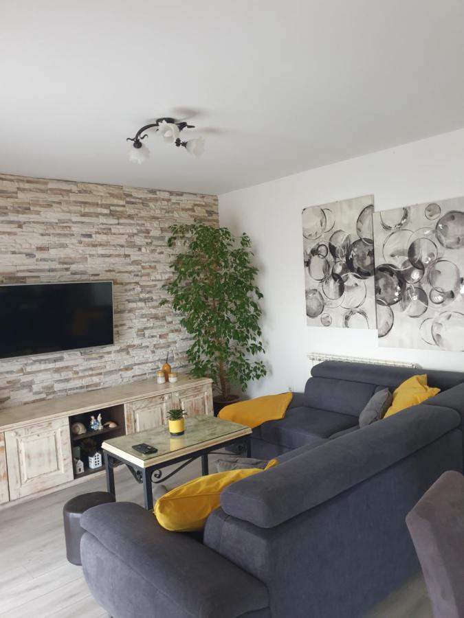 House Aurora Apartment บาร์บินเย ภายนอก รูปภาพ